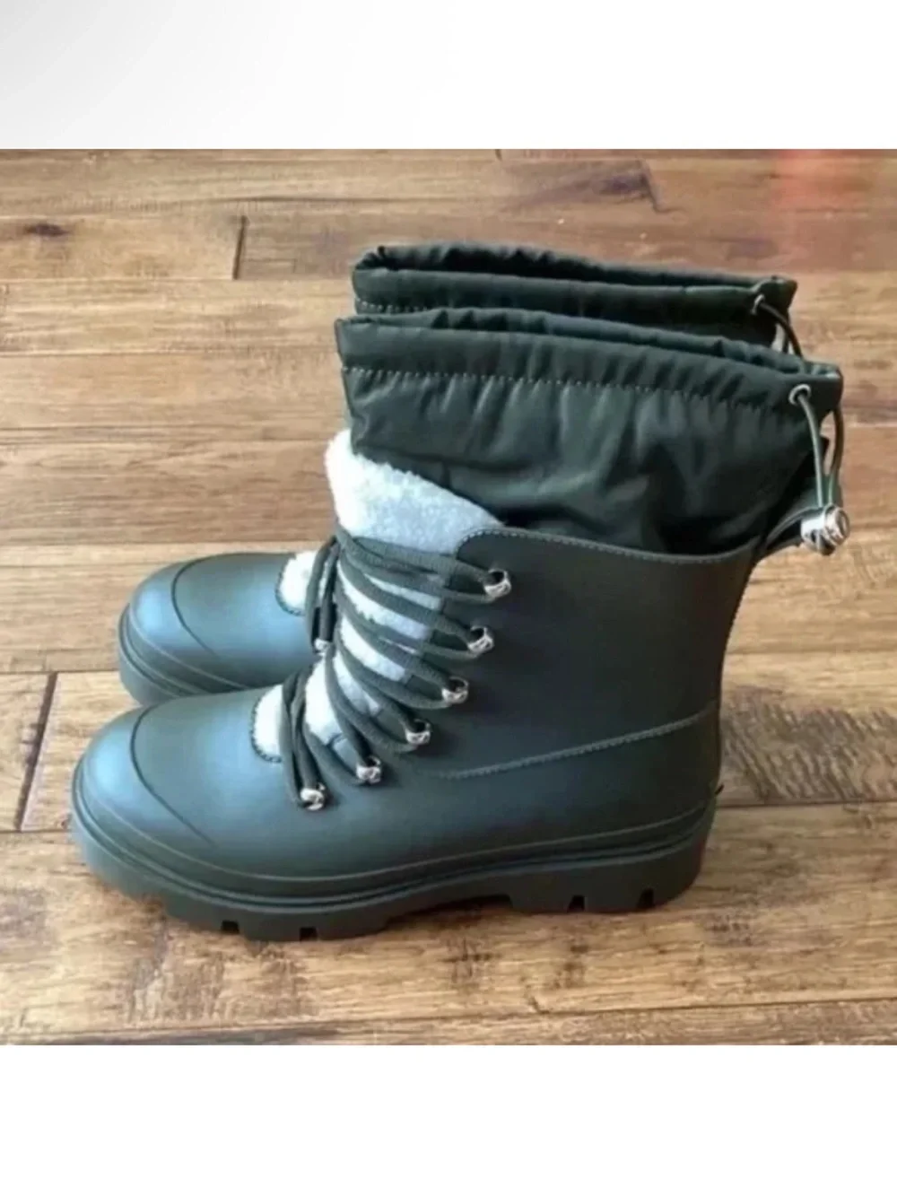 Marc Fisher Freely Lace-Up Lug Sole Boots Dark Green Size 8 NEW in Box NIB